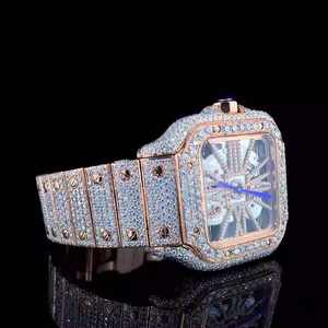 Reloj de Lujo de Acero Inoxidable en Oro Rosa con Movimiento de Cuarzo ETA, Resistente al Agua 3BAR, con Diamantes Moissanite Incrustados Estilo Iced VVS - Product Image 3