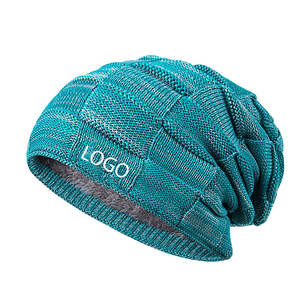 Ensemble de 3 pièces chaud pour l'hiver pour hommes : bonnet en tricot, écharpe et gants - Product Image 1