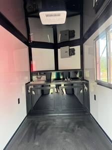 Remolque de Comida Móvil Rosa, Camión de Comida Retro, Carrito de Cocina Personalizado con Doble Eje Tándem para Catering al Aire Libre - Product Image 6