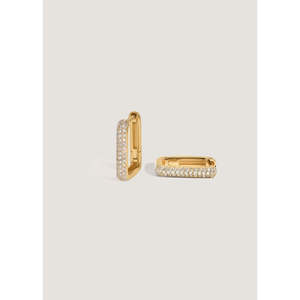 ต่างหูแบบห่วงประดับเพชรทรงสี่เหลี่ยม Simona Diamond Rectangle Pave Huggie Earrings - Product Image 4