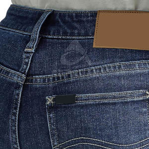 Jeans décontractés à la mode Slim Fit pour femmes Style d'hiver confortable avec taille moyenne à l'avant plat - Product Image 6