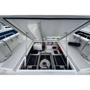 2024 Back Cove 39O Coque en fibre de verre d'occasion 10,5m 350HP 35,0-40,0 nœuds - Product Image 5