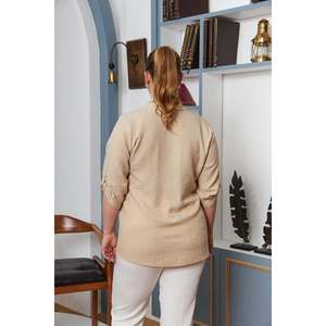 Chemise en fourrure de vison grande taille avec poche à rabat et détail en pierre - Product Image 3