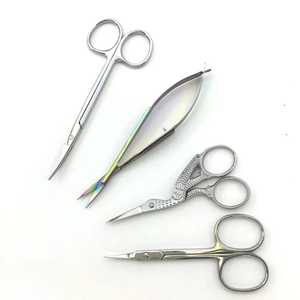 Ensemble de ciseaux à cuticules à ressort en acier inoxydable de marque privée sourcils incurvés Instruments de beauté réutilisables Soins personnels - Product Image 1