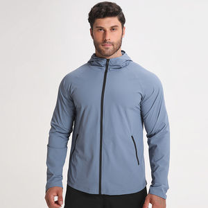 แจ็กเก็ตกันลมมีฮู้ดสำหรับผู้ชาย, แจ็คเก็ตกันลมมีฮู้ดน้ำหนักเบาระบายอากาศได้ดีไนล่อนเคลือบสแปนเด็กซ์ไซส์ XS สำหรับยิมสไตล์สปอร์ต - Product Image 1