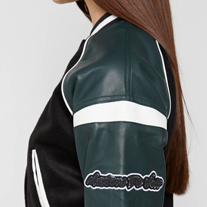 แจ็กเก็ตสไตล์มหาลัยสำหรับผู้ชายไซส์พิเศษเสื้อแจ็คเก็ตผ้าแคนวาสแบบธรรมดากันลมไซส์ใหญ่พิเศษมีโลโก้ตามสั่ง - Product Image 5