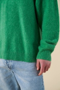 Pull en mohair pour homme, col rond, couleur unie, tricoté, confortable, doux au toucher, style streetwear, OEM/ODM - Product Image 5