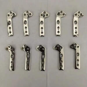 Plaques de verrouillage TPLO orthopédiques vétérinaires 3.5mm longueur 60mm ensemble de 10 pièces (gauche et droite) Instruments chirurgicaux - Product Image 1