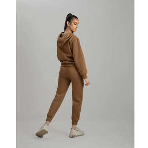 Conjunto Deportivo de Dos Piezas de Felpa de Lujo Personalizado de Alta Calidad para Mujer, Proveedor Mayorista al por Mayor OEM - Product Image 3