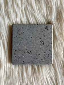 Sous-verres carrés en marbre Basalatina faits à la main, vaisselle en pierre naturelle, articles ménagers - Product Image 4