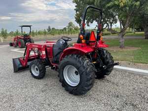 Tractor de Ruedas Mahindra 1626L 4WD, Tractor Utilitario Agrícola con Cargador Frontal, Equipo Agrícola - Product Image 6