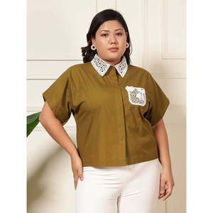 Camisa de algodón verde oliva de talla grande para mujer de Deebaco con cuello Peter Pan de encaje y bolsillo, camisas informales de una pieza estilo occidental - Product Image 1