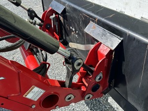 Tractor Usado Massey Ferguson 4708 80HP 4WD, Tractor Agrícola de Ruedas, 120hp 4x4wd, Maquinaria Agrícola - Product Image 4