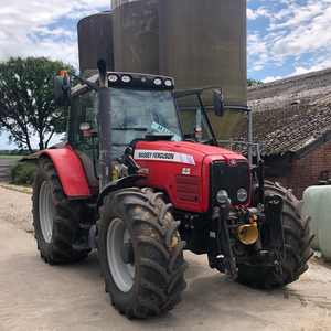 385 290 399 240 265 Maquinaria agrícola Tractores de ruedas agrícolas Mas-sey Fergu-son Mf1004 100hp 4x4wd con pequeño a la venta - Product Image 6