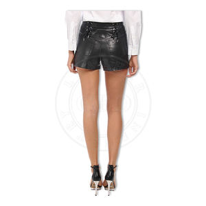 Pantalones cortos de piel sintética personalizados para mujer, cintura alta y estilos de motorista para boutique al por mayor - Product Image 2