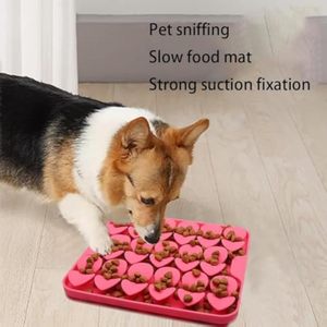 Alfombrilla de silicona para lamer gatos y perros, almohadilla de alimentación lenta antideslizante sin BPA, accesorio de enriquecimiento seguro para lavavajillas para mascotas - Product Image 4