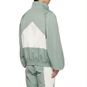 Conjunto de Chaqueta Cortavientos Ligera y Pantalones Cortos, 100% Nailon, con Cierre, Dos Piezas - Product Image 2