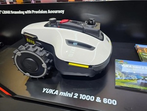 Scooter Eléctrico Autoequilibrado Portátil – Dispositivo de Transporte con Tracción en las Cuatro Ruedas - Product Image 5