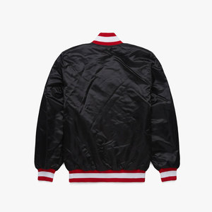 Elegante Starter Chiefs Blackout Satin Jacket for a Bold Statement Chaqueta de satén Blackout Starter Chiefs Jacket - Product Image 2