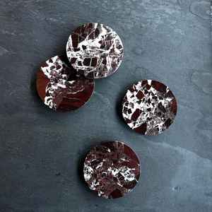 Ensemble de sous-verres en résine de style agate fabriqués à la main, tampons de boisson époxy marbrés élégants pour intérieurs de maison modernes, cadeaux de boutique, exportation - Product Image 6