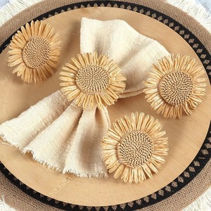 Rond de serviette en jute fabriqué à la main avec motif de tournesol pour décor de table de style campagnard événements de mariage hôtel salle à manger touche - Product Image 3