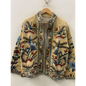 Veste en coton artisanale Saffron Garden, style Prairie Chic, avec points de chaînette, couleur moutarde poussiéreuse et indigo, pour la saison printanière, finition soignée - Product Image 1