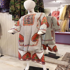 เสื้อผ้าผู้หญิงขายดี ระบายอากาศได้ดี ผ้าฝ้าย 100% สไตล์ลำลอง สำหรับฤดูใบไม้ร่วง แบบกางเกงยีนส์ คุर्ติส  รับสั่งทำไซส์และโลโก้ ดีไซน์แขนเสื้อทอแบบใหม่ล่าสุด ผ้าธรรมชาติ - Product Image 1