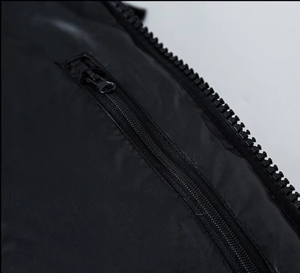 Veste matelassée pour homme de haute qualité OEM, capuche chaude, hiver, grande taille, fermeture éclair intégrale, veste gonflée pour homme, logo personnalisé pour l'extérieur - Product Image 5