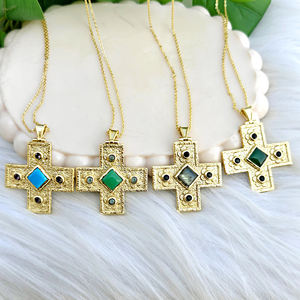 Collier pendentif croix chrétienne style bohème plaqué or 18 carats avec chalcédoine chryso et minuscules oxydes de zirconium aquatiques, bijoux hip-hop - Product Image 5