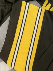 Maillot de football américain pour hommes à bas prix, matériau durable, top tendance, poids léger, vente à chaud, maillot de football de haute qualité - Product Image 4