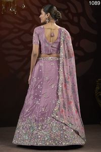 Look attrayant Partywear Designer Lehengacholi avec une belle Dupatta - Product Image 4