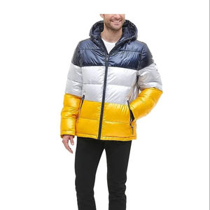 Manteau à Capuche Lourd de Designer Rembourré Bouffant Logo OEM Surdimensionné Hommes Duvet Bulle Hiver Coloré Personnalisé Hommes Brillant Doudoune - Product Image 1