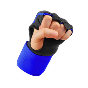 Guantes Interiores de Gel para Boxeo, de Secado Rápido, Material Transpirable, Hechos en Pakistán - Product Image 4