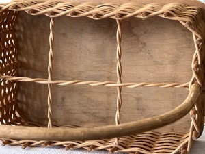 Panier à bouteilles rectangulaire en rotin tressé vintage Artex Green Earth, écologique, avec poignée, fait main, paniers de rangement en rotin naturel - Product Image 6