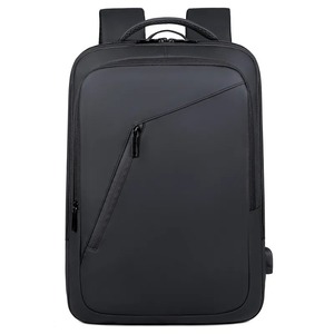 Mochila Táctica Unisex Resistente para Exteriores con Tecnología de Carga USB C, Tejido Impermeable, Bloqueo RFID, Bolsillo con Cremallera y Diseño Ergonómico - Product Image 5