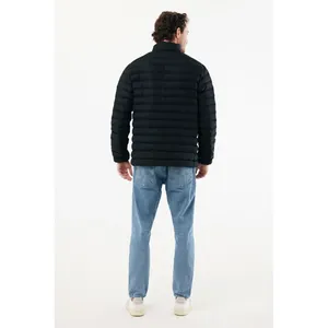 Giacca Imbottita Sostenibile Maiko in RPET, Attrezzatura da Escursionismo e Sacca Impermeabile, Merchandising Ecologico - Product Image 6