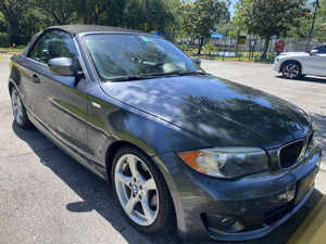 Vente en gros BMW Série 1 128i Cabriolet 2 portes 2013, conduite à gauche, essence, sièges en cuir, pneus R17, caméra de recul, LED - Product Image 3