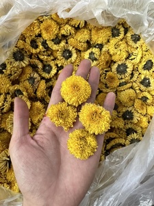 Fleurs de marguerite de camomille séchées écologiques naturelles du Vietnam Matériel parfumé pour les projets de bricolage et aromatiques - Product Image 4