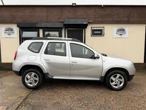 DACIA DUSTER 1.5 d'occasion 2013, conduite à gauche/droite - Product Image 2