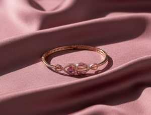 CZ AD Full Stone Designer Kada High Gold Bijoux de fête polonais parfaits pour un look festif et des occasions spéciales - Product Image 3