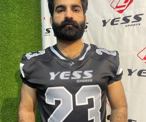 Uniforme de football à séchage rapide de fabrication professionnelle, logo personnalisé, vêtements de sport pour l'entraînement - Product Image 3