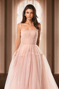 Alta calidad Santorini Royal Design tul hinchado sin mangas sesión de fotos largo vestido volador fluido para mujeres - Product Image 3