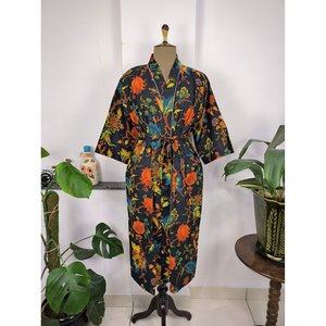 Robe Kimono Bohème Indienne Imprimée à la Main en Coton Botanique, Parfaite pour les Vacances de Luxe à la Plage - Product Image 1