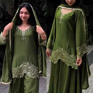 Kurta élégant à manches courtes vert avec broderie Dupatta Vêtements ethniques festifs pour femmes Look élégant - Product Image 1