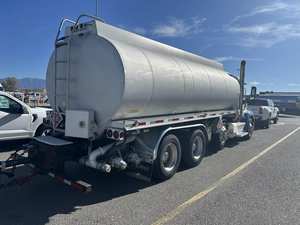 Camión de Gasolina/Combustible Económico de 579 13400 Galones, Modelo 2019 - Exportación Automática Puerta a Puerta - Product Image 3