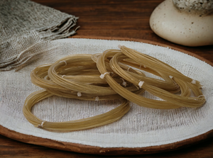 Cuerdas de Tenis de Alta Calidad Hechas con Tripa de Oveja Natural, Potencia Superior, Comodidad y Estabilidad de Tensión para el Rendimiento de la Raqueta - Product Image 4