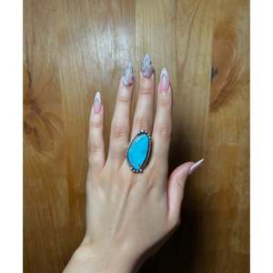 Anillo Ajustable Zachariah David Blue Bird de Turquesa y Plata de Ley con Engaste de Bisel Moderno, Piedras Preciosas Naturales, Regalo Perfecto - Product Image 5
