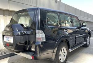 Venta de Mitsubishi Pajero MIVEC 3.5 2017, Automático, Turbo, Tracción en las Cuatro Ruedas, Volante a la Izquierda, 7 Asientos, Interior Claro, Asientos de Cuero, ACC, R20, SUV - Product Image 5