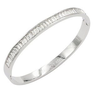 Braccialetti alla moda in acciaio inossidabile placcato oro con braccialetti eleganti color oro CZ - Product Image 1