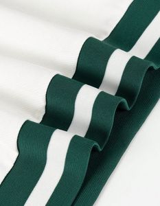 Sudadera de Algodón de Alta Calidad con Cuello Polo, Estilo Francés, Ribete a Rayas, Bordado Chenille, Básica, Deportiva, al por Mayor, OEM - Product Image 6